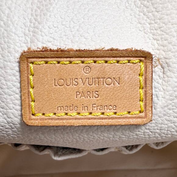 Louis Vuitton Monogram Spontini Crossbody Bag - Picture 11 of 12